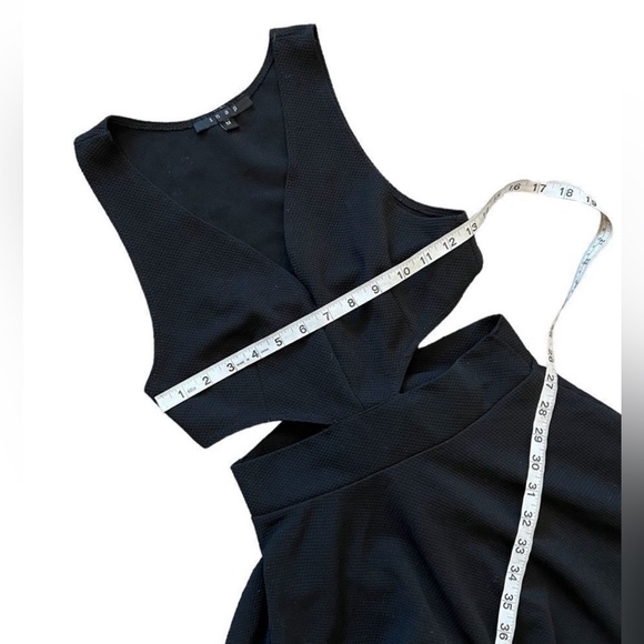 SNAP Black Low Cut Mini Dress - Size M - Picture 6 of 10